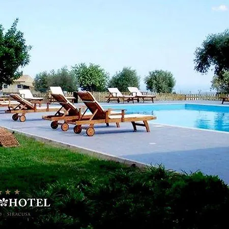 Zaiera Siracusa Курортный комплекс 4*